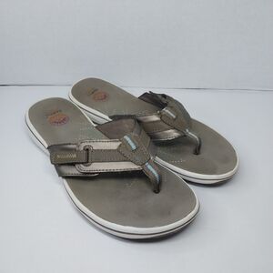 Earth Spirit Sandals Womens 8 Casual Slip On Thong Flats Taupe Faux Leather
